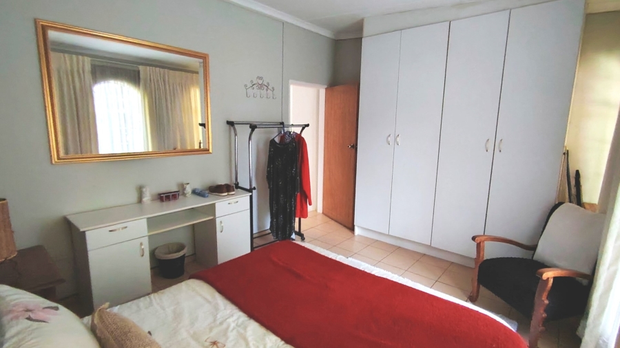 Commercial Property for Sale in Glen Donald A H Gauteng