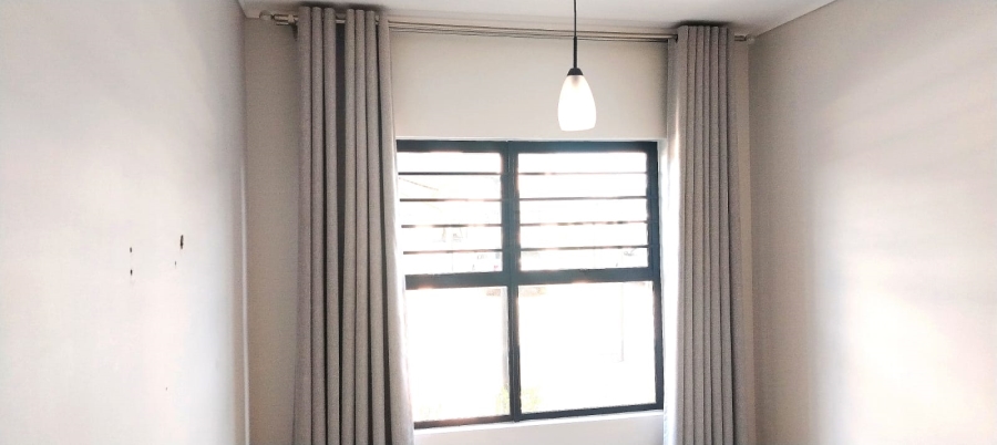 To Let 3 Bedroom Property for Rent in Waterfall Gauteng