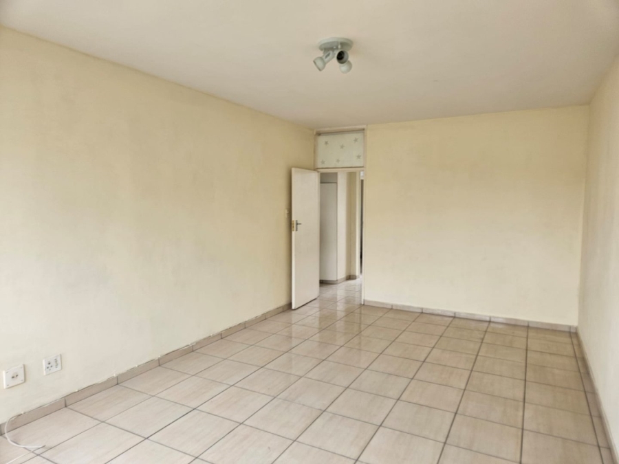 1 Bedroom Property for Sale in Bedford Gardens Gauteng