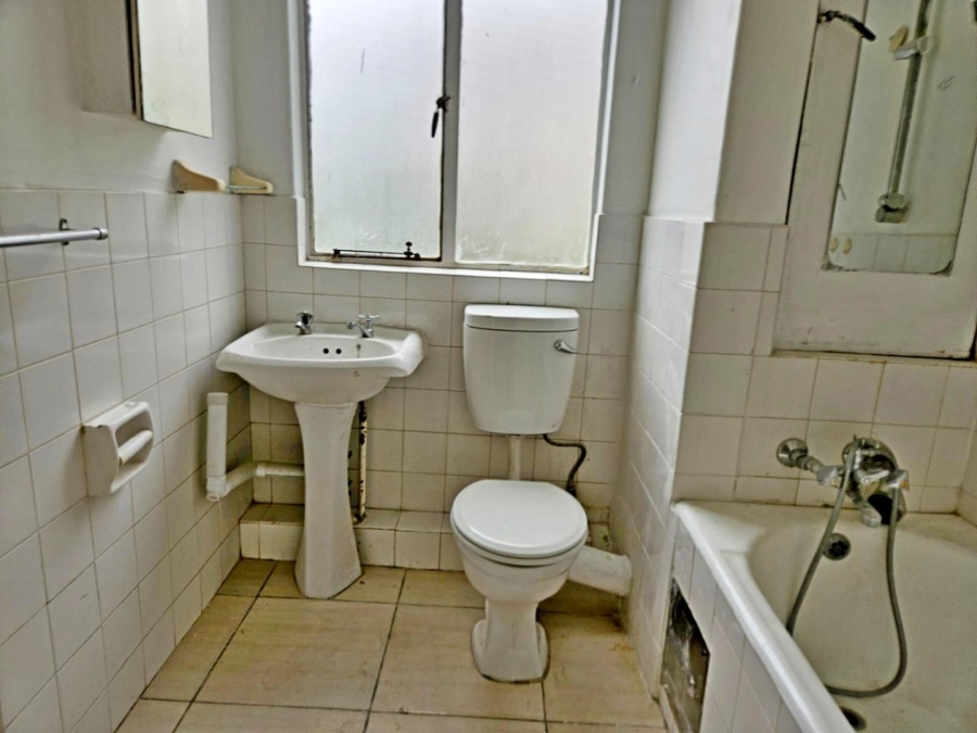 1 Bedroom Property for Sale in Bedford Gardens Gauteng