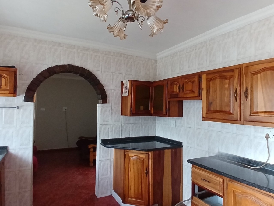 5 Bedroom Property for Sale in Reigerpark Gauteng