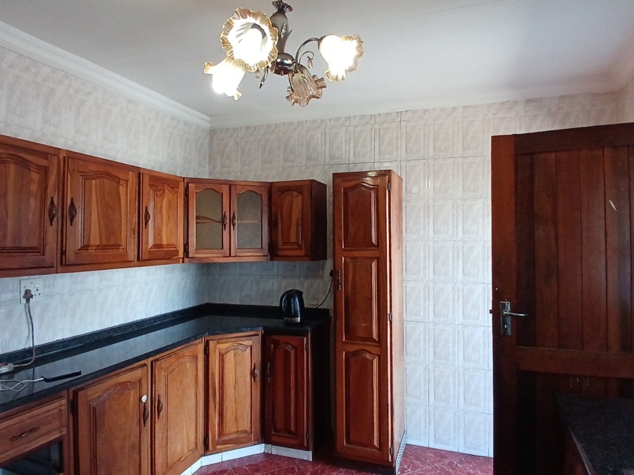 5 Bedroom Property for Sale in Reigerpark Gauteng