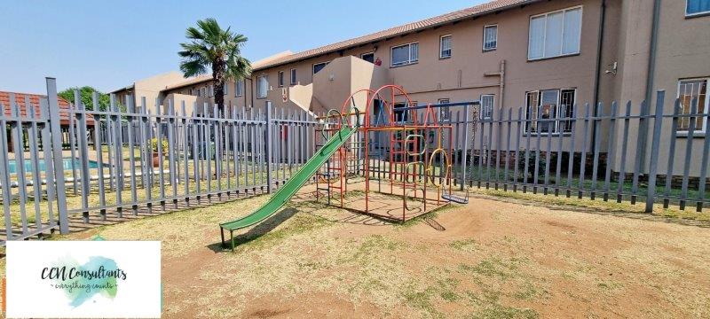 To Let 2 Bedroom Property for Rent in Beyers Park Gauteng