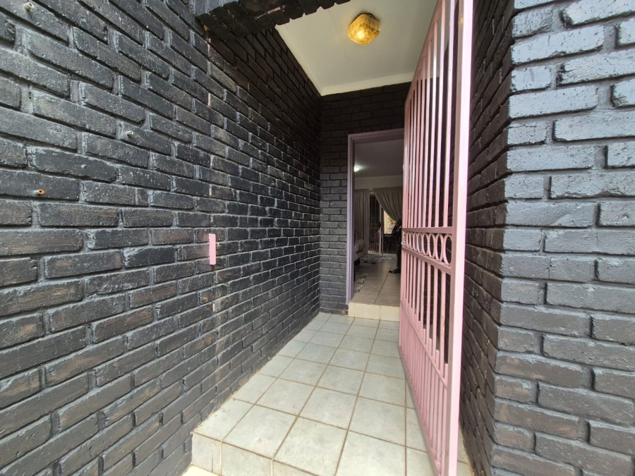 3 Bedroom Property for Sale in The Reeds Gauteng