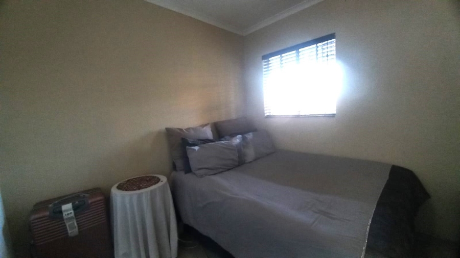 To Let 2 Bedroom Property for Rent in Noordwyk Gauteng