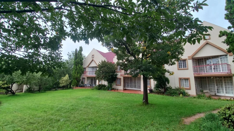 2 Bedroom Property for Sale in Noordwyk Gauteng