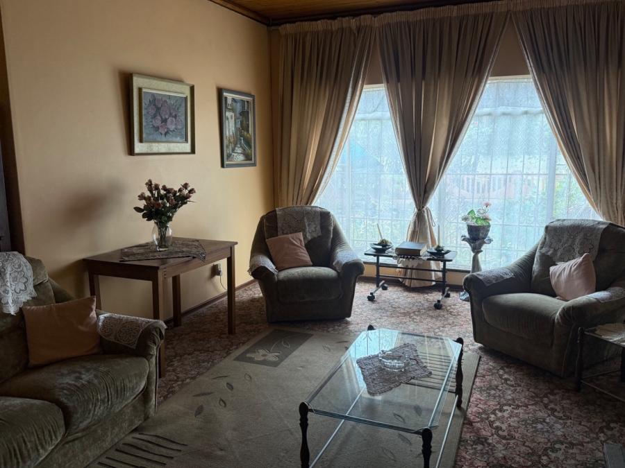 5 Bedroom Property for Sale in Elspark Gauteng