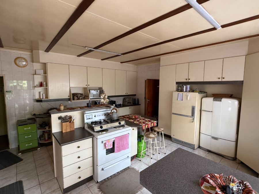 5 Bedroom Property for Sale in Elspark Gauteng