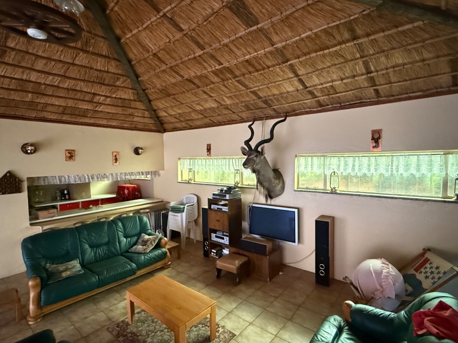 5 Bedroom Property for Sale in Elspark Gauteng