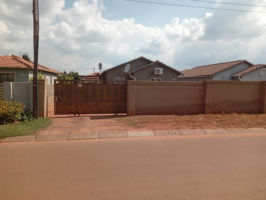 3 Bedroom Property for Sale in Protea Glen Gauteng