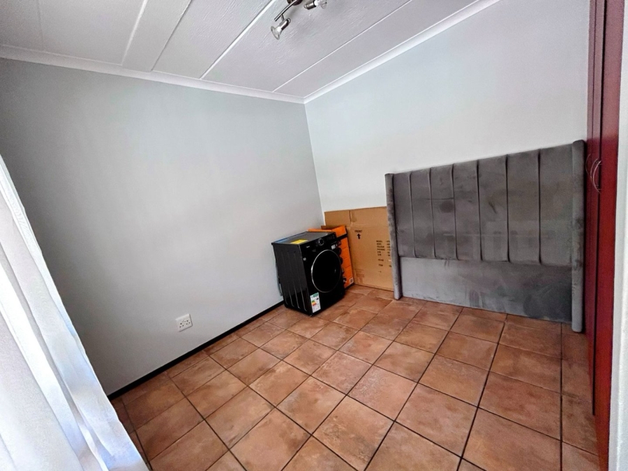 2 Bedroom Property for Sale in Carlswald Gauteng