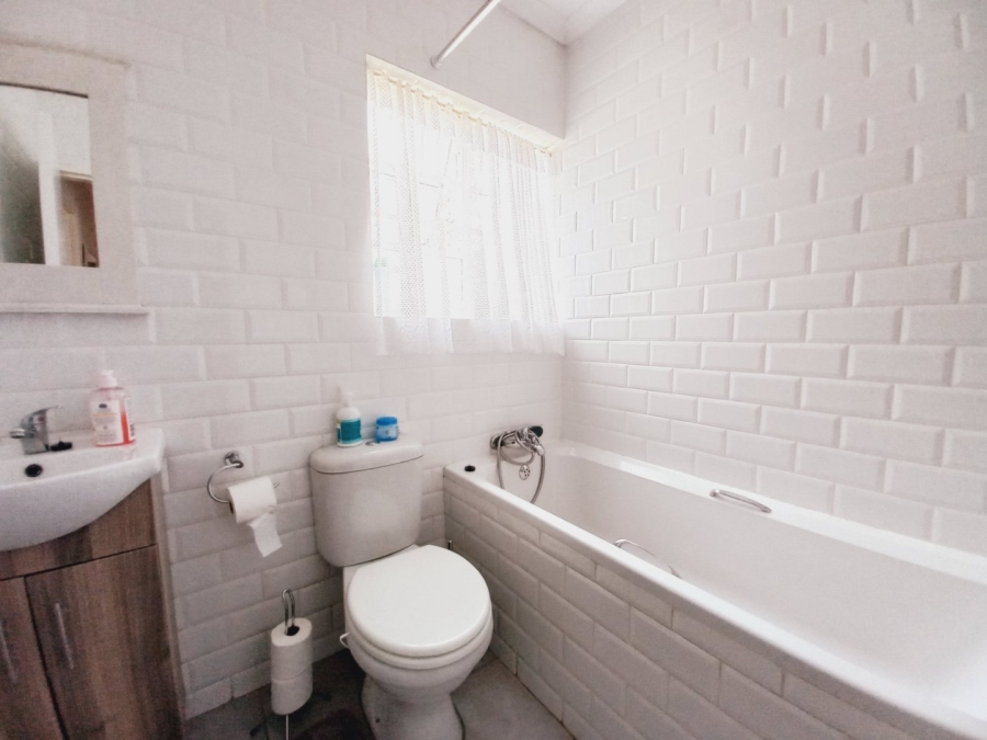 3 Bedroom Property for Sale in Klopperpark Gauteng