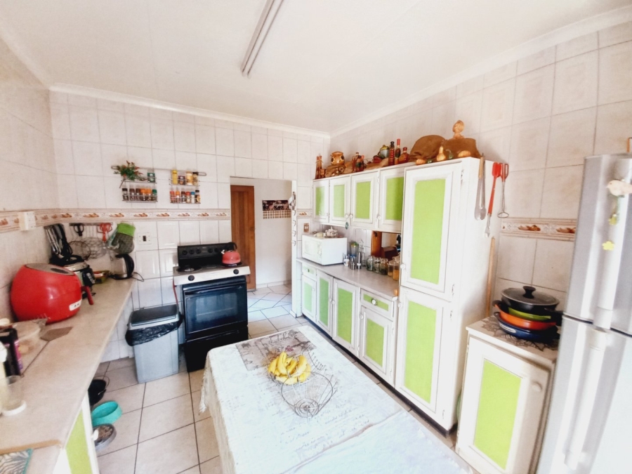 3 Bedroom Property for Sale in Rustivia Gauteng