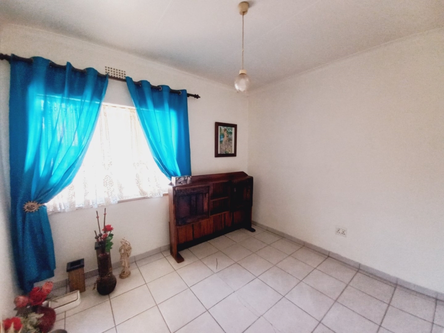 3 Bedroom Property for Sale in Rustivia Gauteng