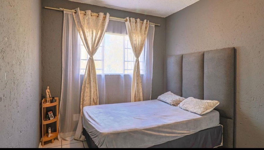 To Let 3 Bedroom Property for Rent in Die Hoewes Gauteng