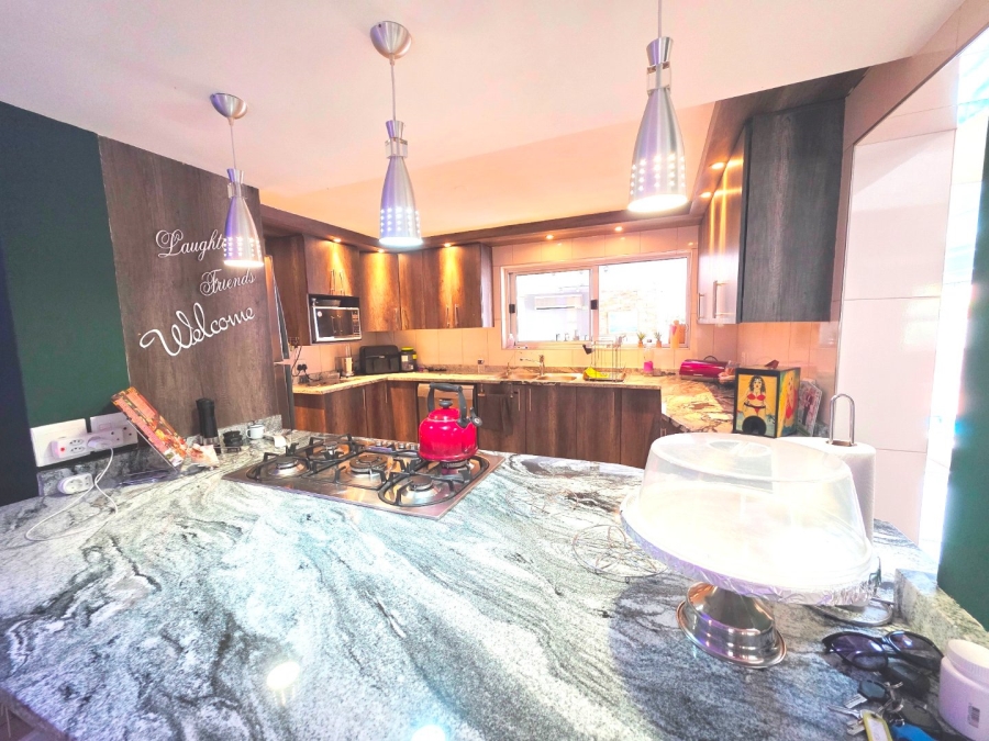 4 Bedroom Property for Sale in Meyersdal Gauteng