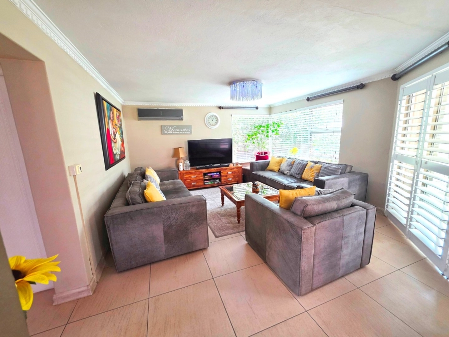 4 Bedroom Property for Sale in Meyersdal Gauteng