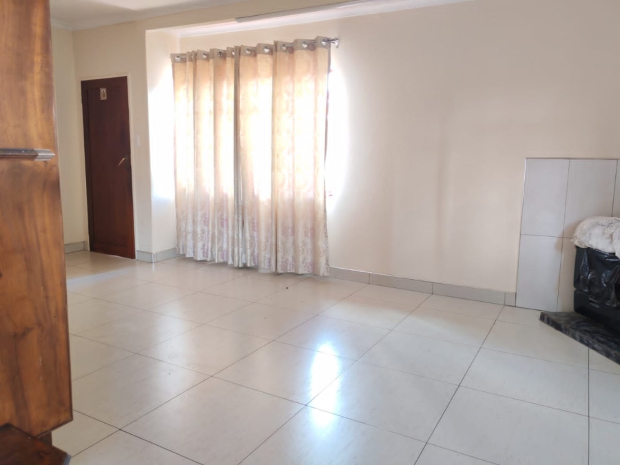 3 Bedroom Property for Sale in Lenasia Ext 5 Gauteng