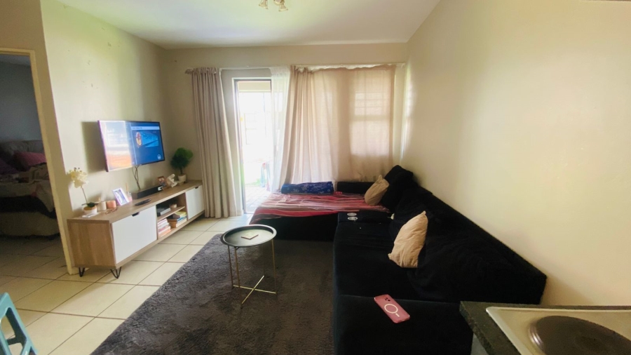 2 Bedroom Property for Sale in The Stewards Gauteng
