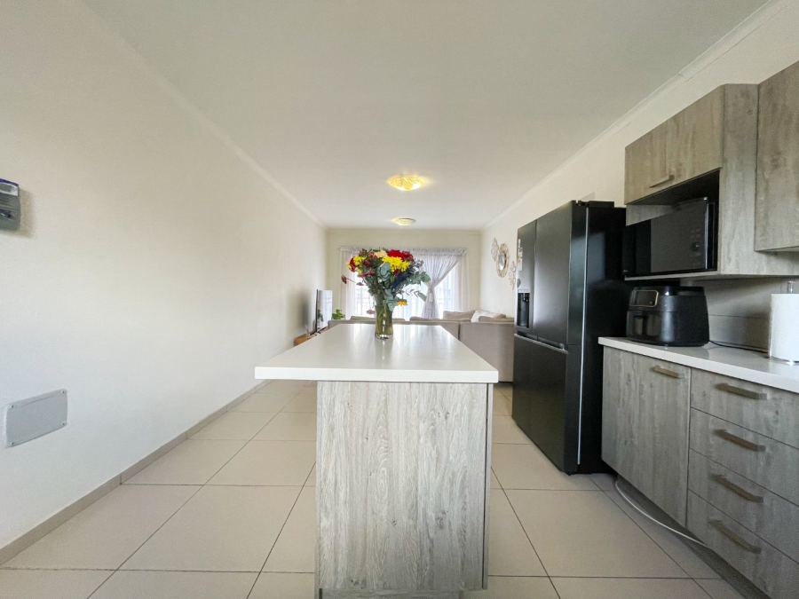 2 Bedroom Property for Sale in Carlswald Gauteng