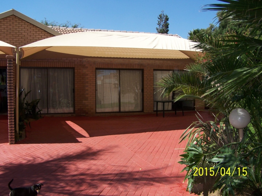 3 Bedroom Property for Sale in The Reeds Gauteng