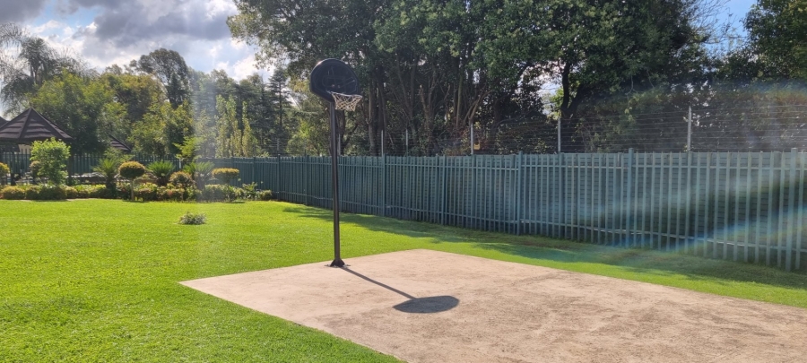 2 Bedroom Property for Sale in Glen Marais Gauteng