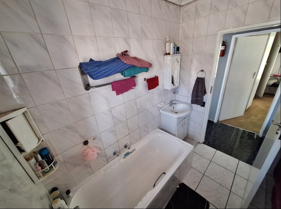 2 Bedroom Property for Sale in Eden Glen Gauteng