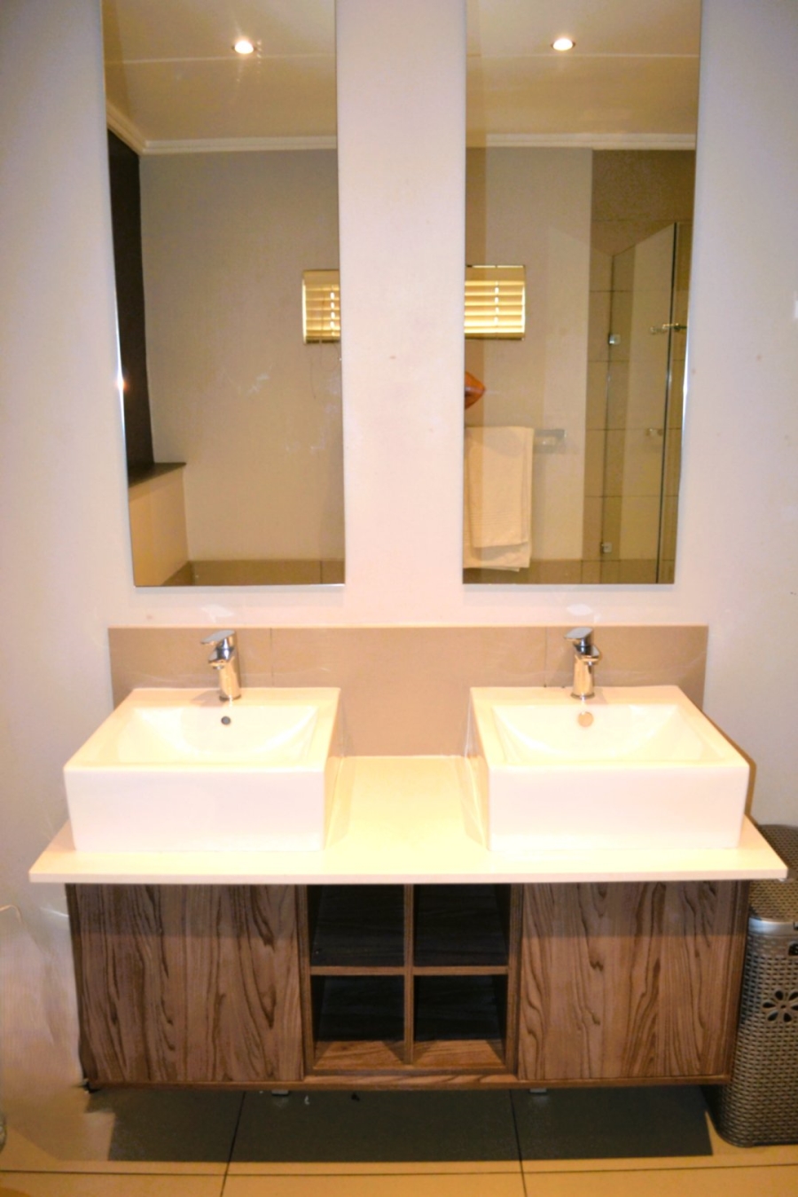 To Let 2 Bedroom Property for Rent in Atholl Gauteng