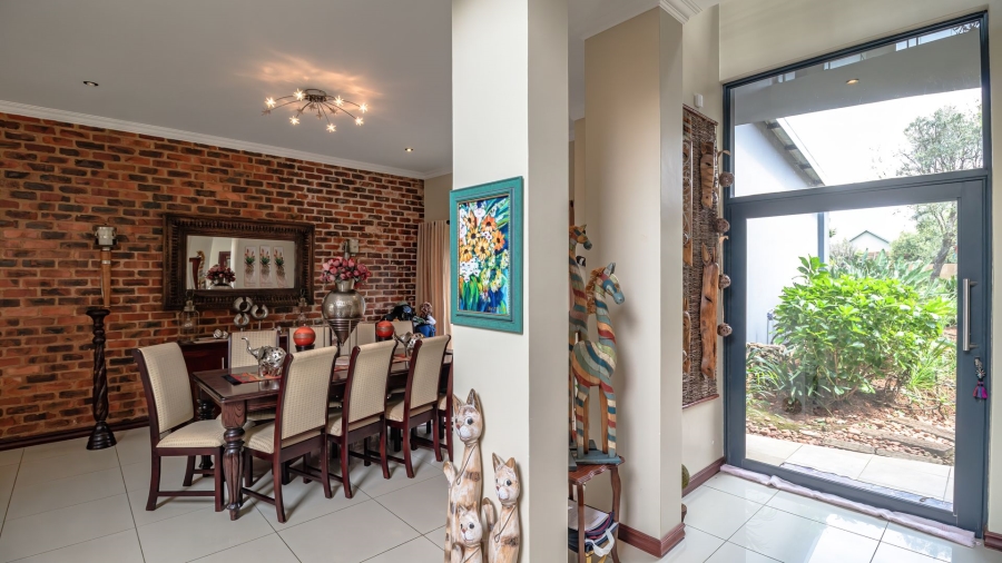 5 Bedroom Property for Sale in Serengeti Lifestyle Estate Gauteng
