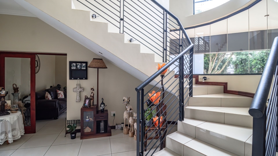 5 Bedroom Property for Sale in Serengeti Lifestyle Estate Gauteng