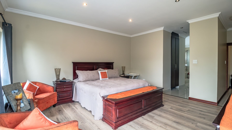 5 Bedroom Property for Sale in Serengeti Lifestyle Estate Gauteng