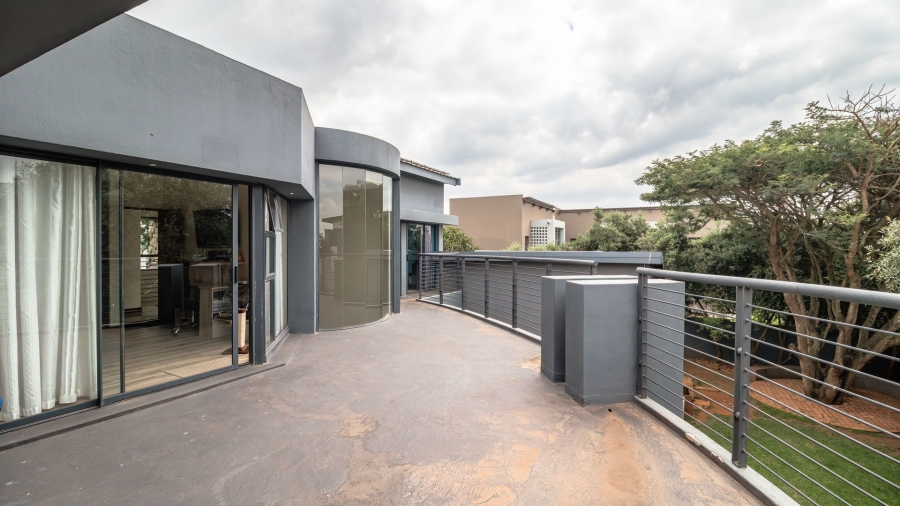 5 Bedroom Property for Sale in Serengeti Lifestyle Estate Gauteng
