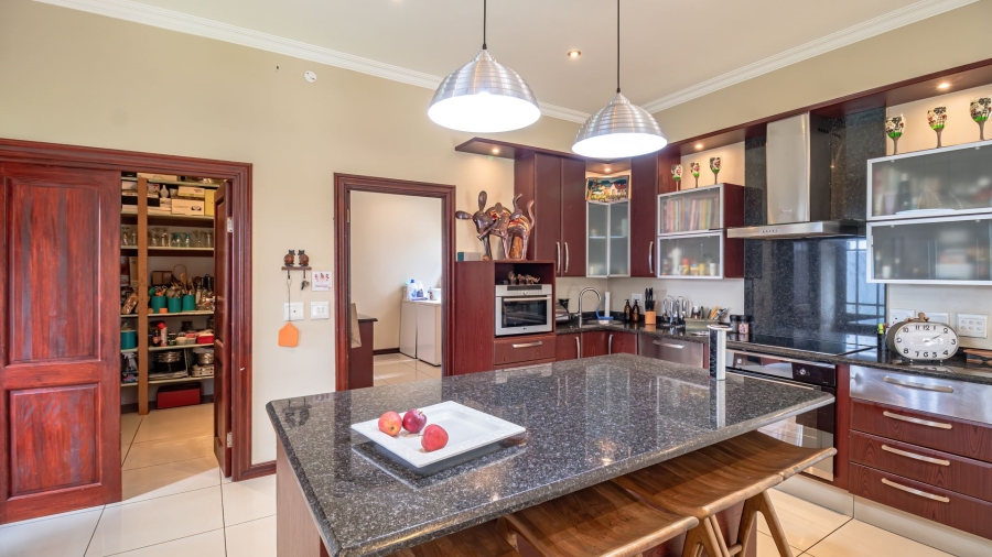 5 Bedroom Property for Sale in Serengeti Lifestyle Estate Gauteng