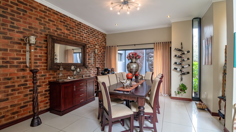 5 Bedroom Property for Sale in Serengeti Lifestyle Estate Gauteng