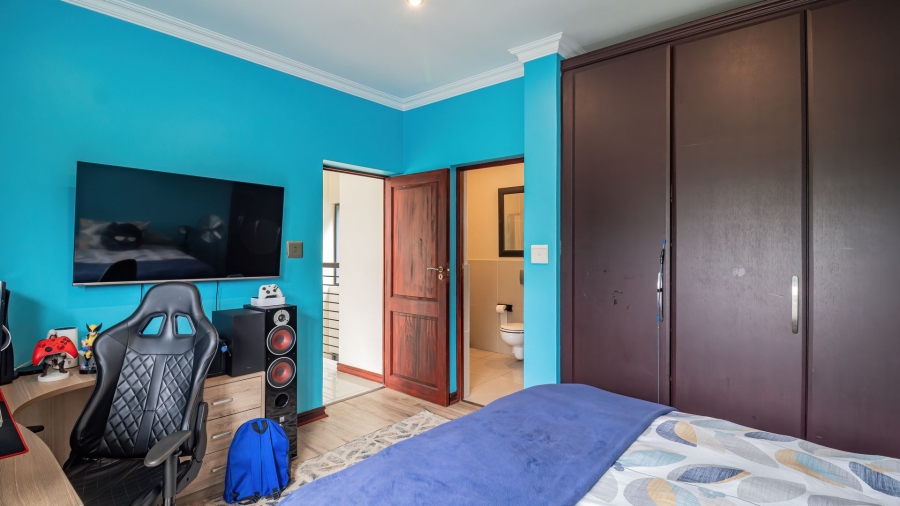 5 Bedroom Property for Sale in Serengeti Lifestyle Estate Gauteng