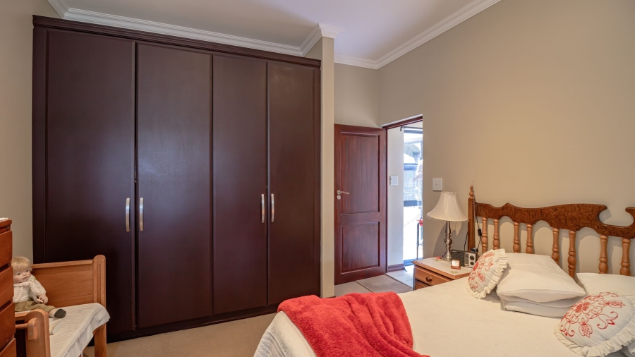 5 Bedroom Property for Sale in Serengeti Lifestyle Estate Gauteng