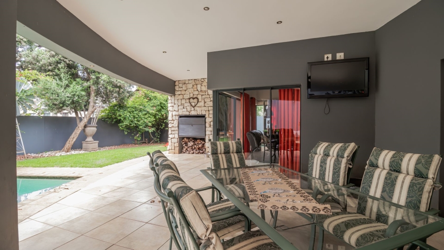 5 Bedroom Property for Sale in Serengeti Lifestyle Estate Gauteng