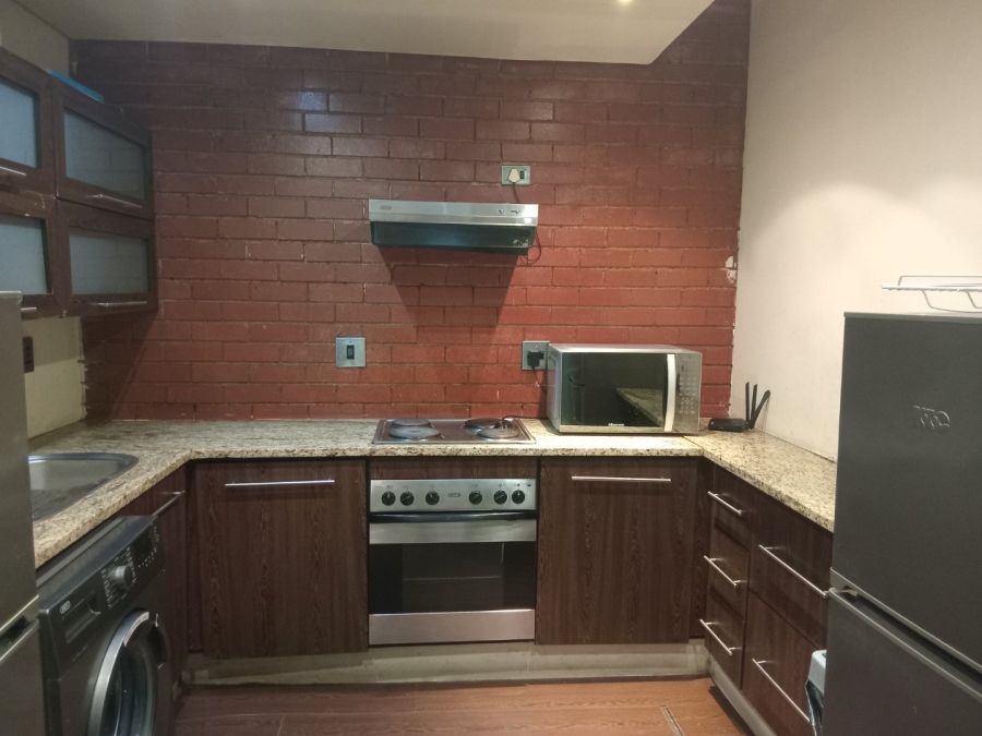 To Let 1 Bedroom Property for Rent in Braamfontein Gauteng