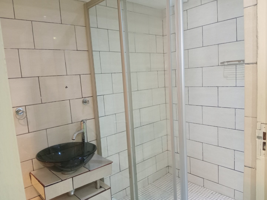 To Let 1 Bedroom Property for Rent in Braamfontein Gauteng