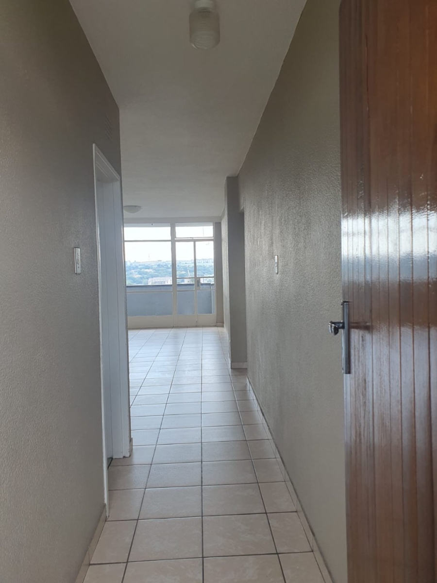 To Let 2 Bedroom Property for Rent in Edenvale Central Gauteng