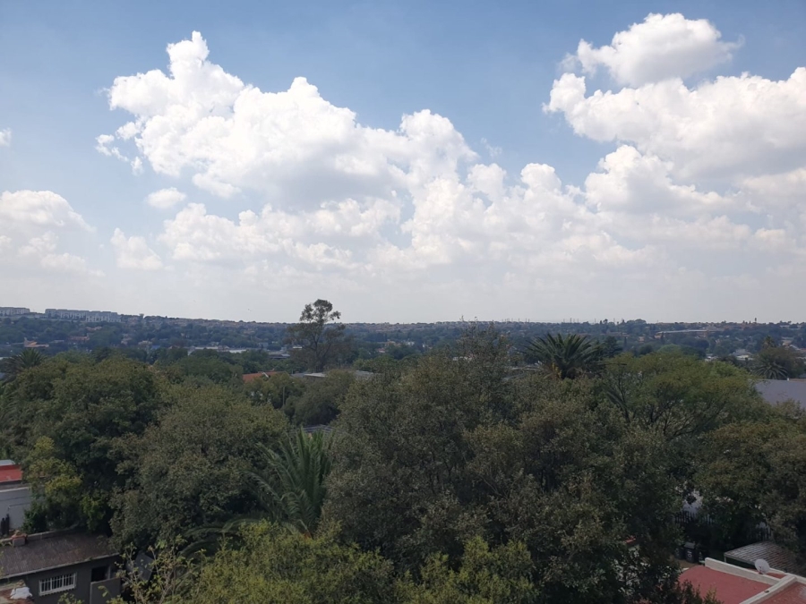 To Let 2 Bedroom Property for Rent in Edenvale Central Gauteng