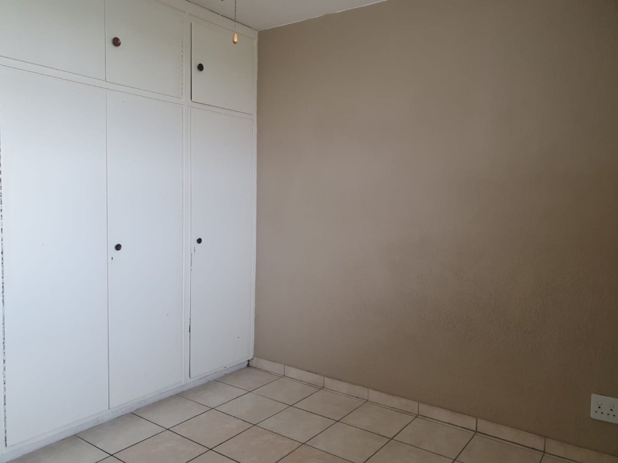 To Let 2 Bedroom Property for Rent in Edenvale Central Gauteng