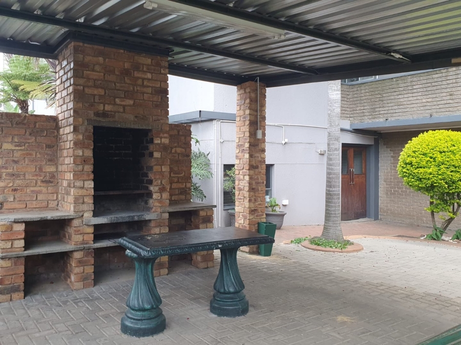 To Let 2 Bedroom Property for Rent in Edenvale Central Gauteng