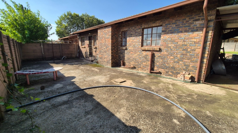 3 Bedroom Property for Sale in The Reeds Gauteng