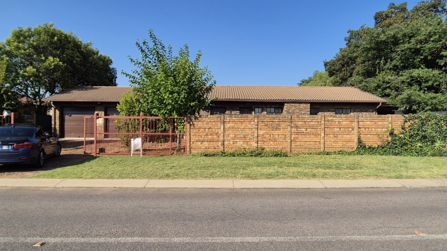3 Bedroom Property for Sale in The Reeds Gauteng