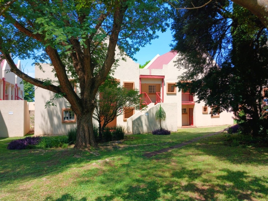 2 Bedroom Property for Sale in Noordwyk Gauteng