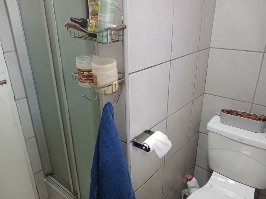 2 Bedroom Property for Sale in Noordwyk Gauteng