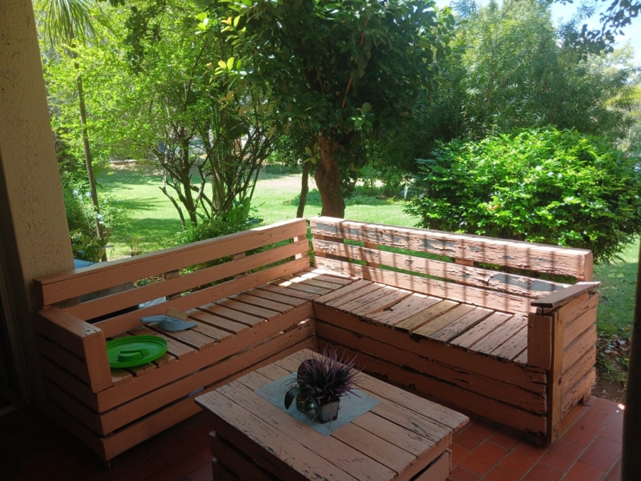 2 Bedroom Property for Sale in Noordwyk Gauteng