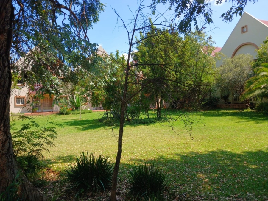 2 Bedroom Property for Sale in Noordwyk Gauteng