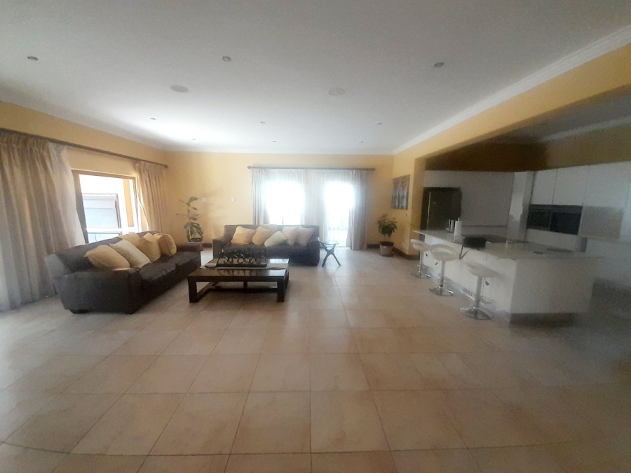 7 Bedroom Property for Sale in Sagewood Gauteng